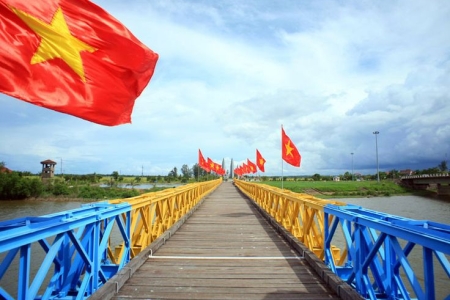 Bảng Giá Thuê Xe Du Lịch Quảng Trị 2025 – Xe Đời Mới, Giá Tốt, Dịch Vụ Uy Tín