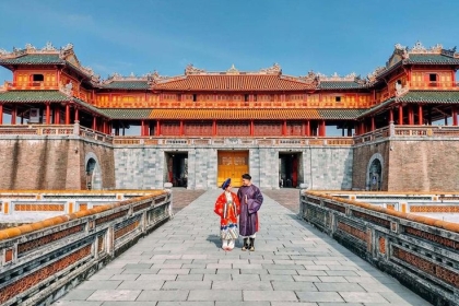 Dịch Vụ Đón Tiễn Sân Bay Huế – Giá Rẻ, Bao Nguyên Xe, Xe Đời Mới