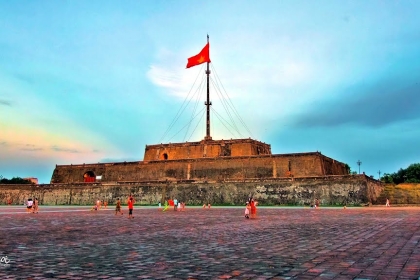 Tour Tham Quan Huế 1 Ngày Đại Nội – Thiên Mụ – Lăng Khải Định  Giá Ưu Đãi