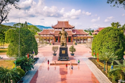TOUR TÂY SƠN – HẦM HÔ 1 NGÀY