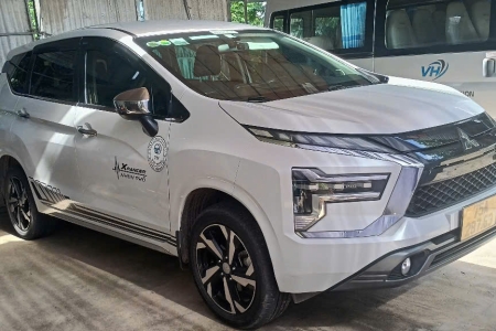 CHO THUÊ XE   Ô TÔ 7 CHỖ TẠI MIỀN TRUNG 